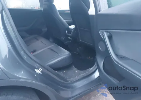 2023 Tesla Model Y Awd/Long Range Dual Motor All-Wheel Drive from USA, damaged, VIN 7SAYGDEE7PF977452